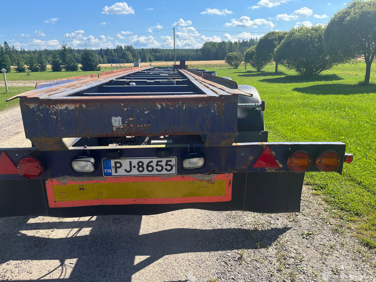 Asentamo Koivu, kolmiakselinen kuorma-auto vaihtolavaperävaunu, Juuri katsastettu, 1979, Nurmijärvi - Containersläp/ Växelflaksläp: bild 5 Asentamo Koivu, kolmiakselinen kuorma-auto vaihtolavaperävaunu, Juuri katsastettu, 1979, Nurmijärvi - Containersläp/ Växelflaksläp: bild 5