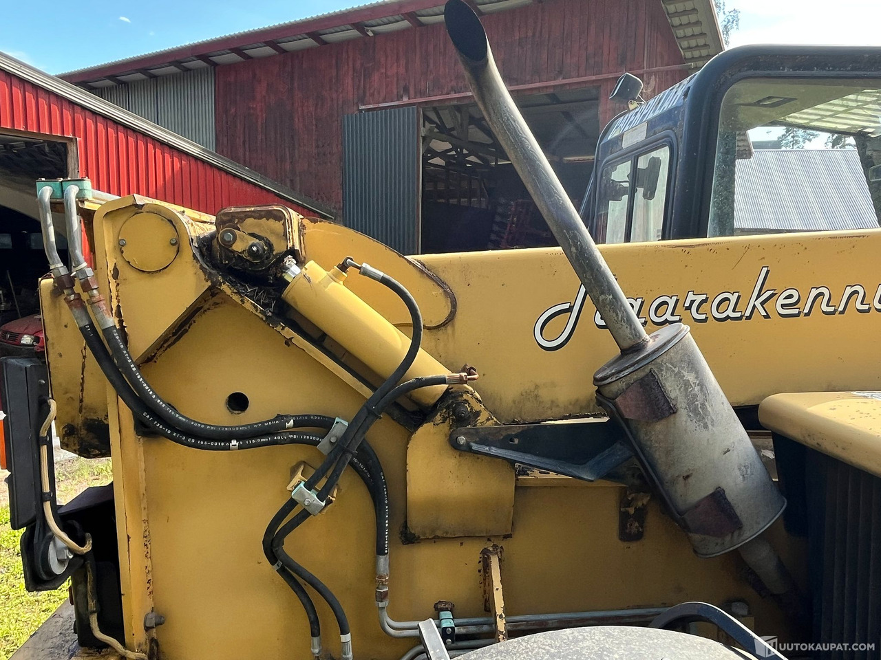 Lantbruksmaskiner Caterpillar TH63, kurottaja piikeillä ja kauhalla, 2002, Loppi: bild 10