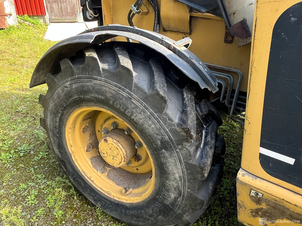 Lantbruksmaskiner Caterpillar TH63, kurottaja piikeillä ja kauhalla, 2002, Loppi: bild 11