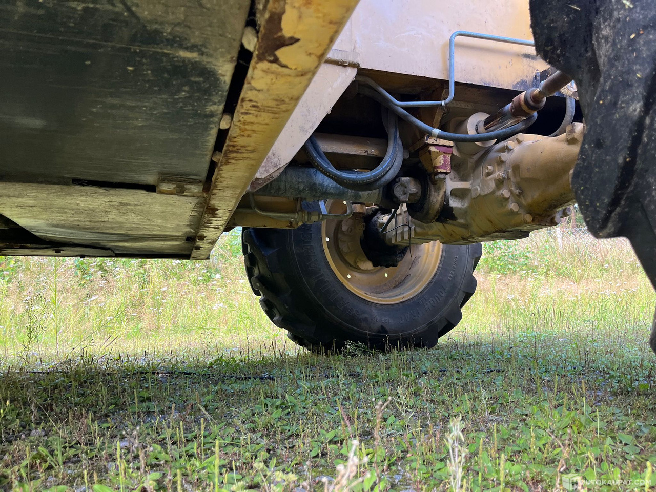 Lantbruksmaskiner Caterpillar TH63, kurottaja piikeillä ja kauhalla, 2002, Loppi: bild 17