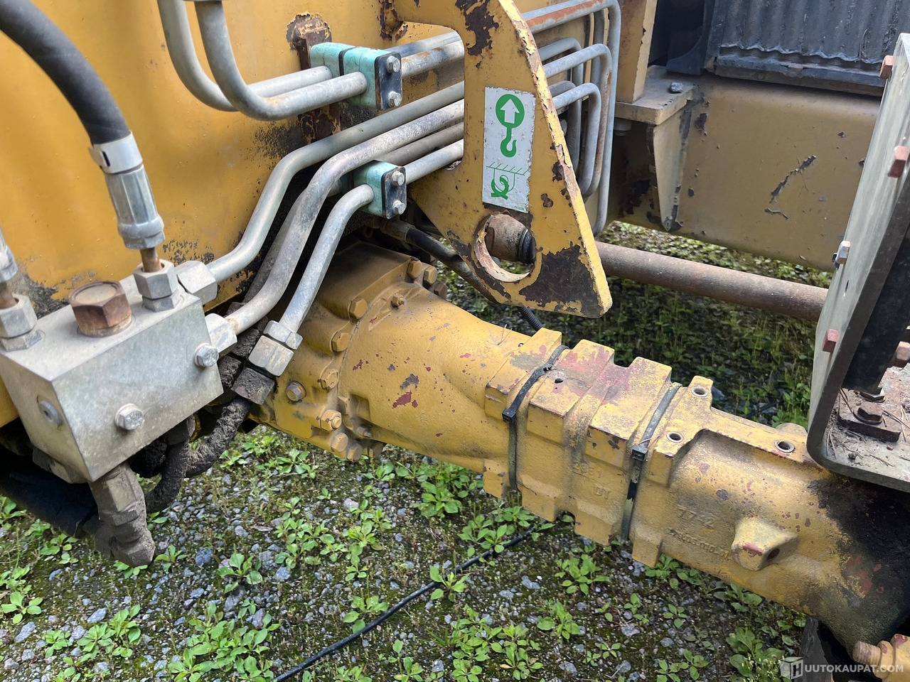 Lantbruksmaskiner Caterpillar TH63, kurottaja piikeillä ja kauhalla, 2002, Loppi: bild 14