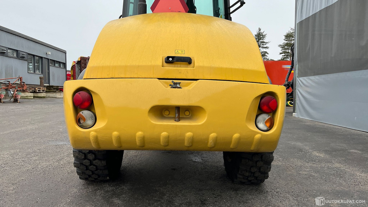 New Holland W80 TC HIGHSP, 2008, pyöräkuormaaja, Seinäjoki - Lantbruksmaskiner: bild 3 New Holland W80 TC HIGHSP, 2008, pyöräkuormaaja, Seinäjoki - Lantbruksmaskiner: bild 3