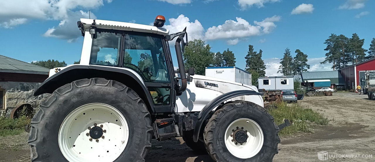 Valtra T 180, 2003, Diesel Traktori, Leppävirta - Lantbruksmaskiner: bild 5 Valtra T 180, 2003, Diesel Traktori, Leppävirta - Lantbruksmaskiner: bild 5