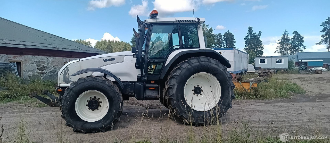 Valtra T 180, 2003, Diesel Traktori, Leppävirta - Lantbruksmaskiner: bild 1 Valtra T 180, 2003, Diesel Traktori, Leppävirta - Lantbruksmaskiner: bild 1
