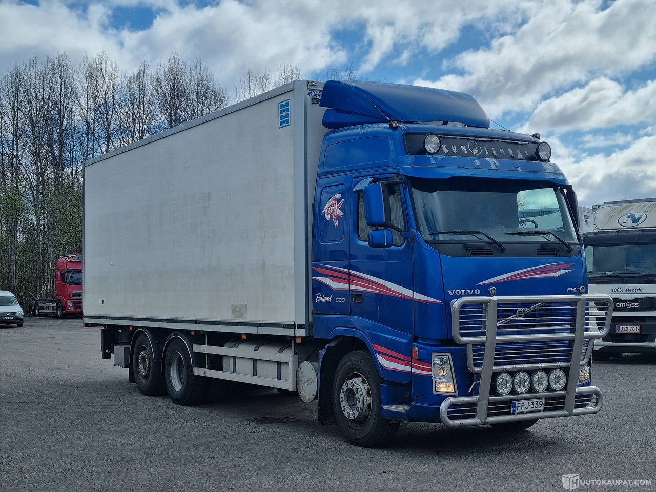 Volvo FH 12 6×2, 2002, Tampere - Lastbil med skåp: bild 2 Volvo FH 12 6×2, 2002, Tampere - Lastbil med skåp: bild 2