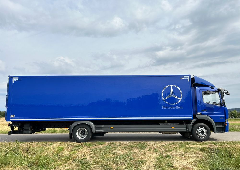 Mercedes-Benz Atego 1524 Z Niemiec 8.65m TOP 2018 Przód i tył na poduszkach 15t DMC / TOP STAN - Lastbil med skåp: bild 5 Mercedes-Benz Atego 1524 Z Niemiec 8.65m TOP 2018 Przód i tył na poduszkach 15t DMC / TOP STAN - Lastbil med skåp: bild 5