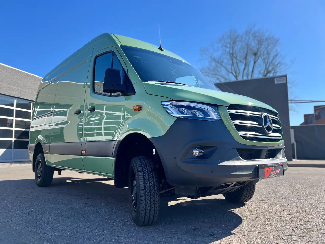 Mercedes-Benz Sprinter 319 L2H2 AWD (55.500€ex) 360CAMERA|4X4|2.8t Sle - Skåpbil: bild 2 Mercedes-Benz Sprinter 319 L2H2 AWD (55.500€ex) 360CAMERA|4X4|2.8t Sle - Skåpbil: bild 2