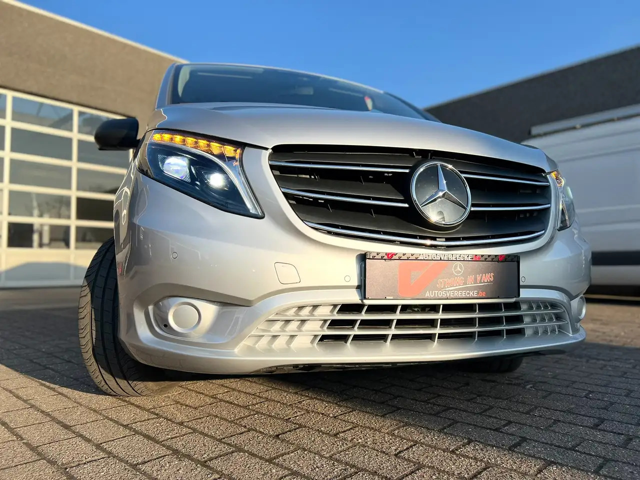 Mercedes-Benz Vito 116 PERFECT TOOL MIXTO A3/L3 (44.500ex.) 5 places - Dubbelhytt transportbil: bild 3 Mercedes-Benz Vito 116 PERFECT TOOL MIXTO A3/L3 (44.500ex.) 5 places - Dubbelhytt transportbil: bild 3