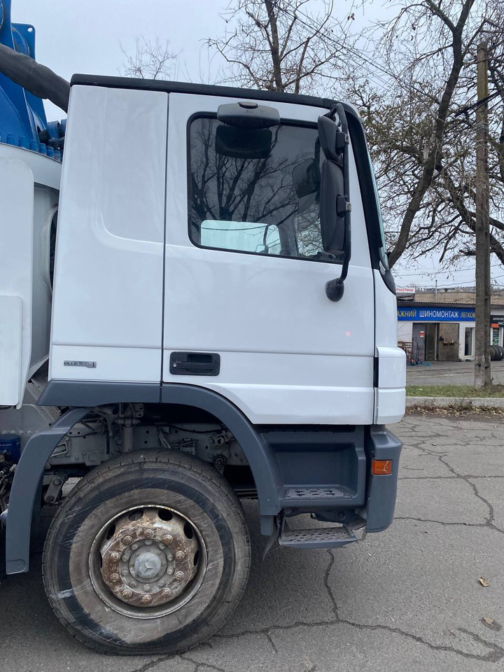 PUTZMEISTER Putzmeister on chassis Mercedes-Benz Actros Putzmeister 42m concrete pump - Betongpump: bild 3 PUTZMEISTER Putzmeister on chassis Mercedes-Benz Actros Putzmeister 42m concrete pump - Betongpump: bild 3