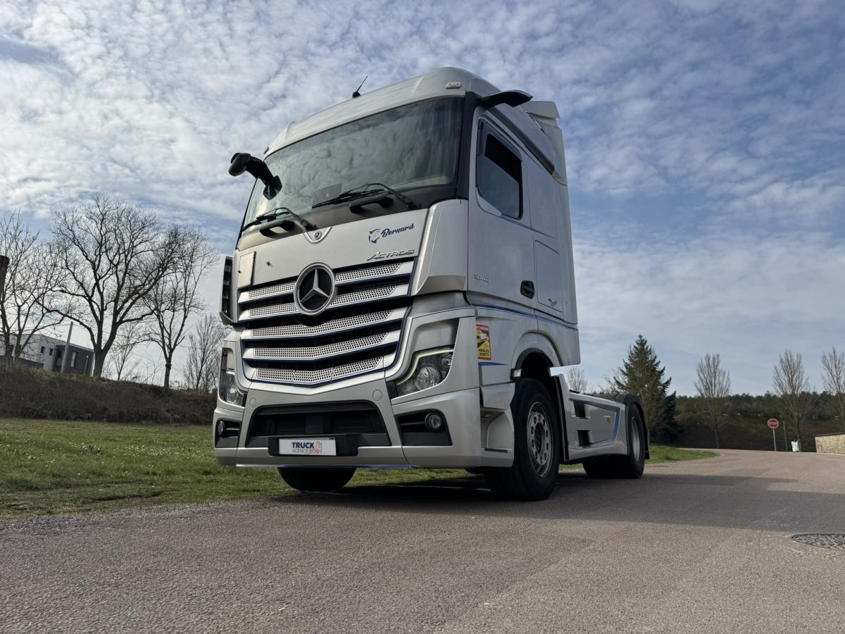 Mercedes Actros 1848 - Dragbil: bild 1 Mercedes Actros 1848 - Dragbil: bild 1