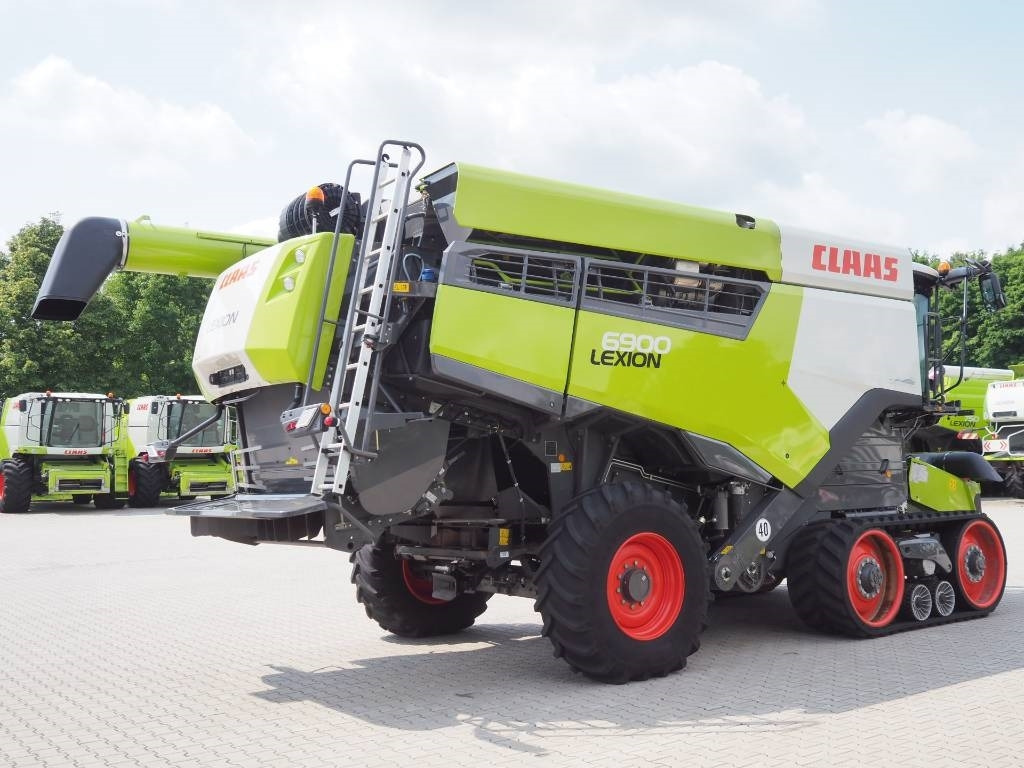 Claas Lexion 6900TT + V770 - Skördetröska: bild 3 Claas Lexion 6900TT + V770 - Skördetröska: bild 3
