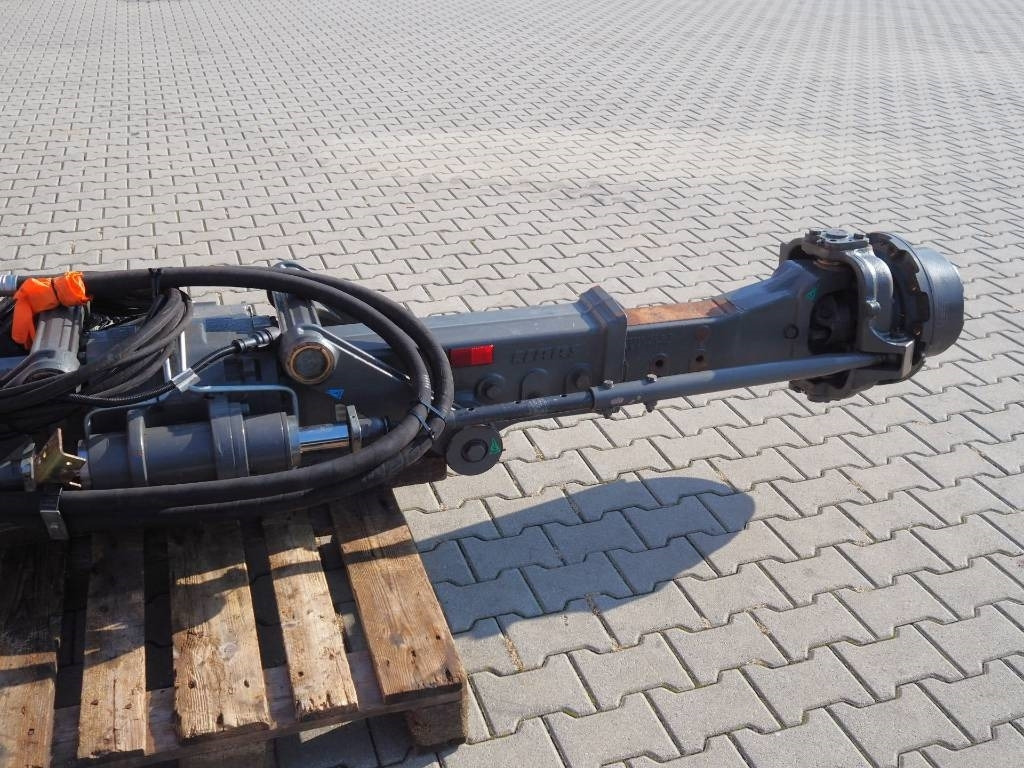 Claas Lexion NAF rear driving axle / 4WD - Larvband för Lantbruksmaskiner: bild 4 Claas Lexion NAF rear driving axle / 4WD - Larvband för Lantbruksmaskiner: bild 4