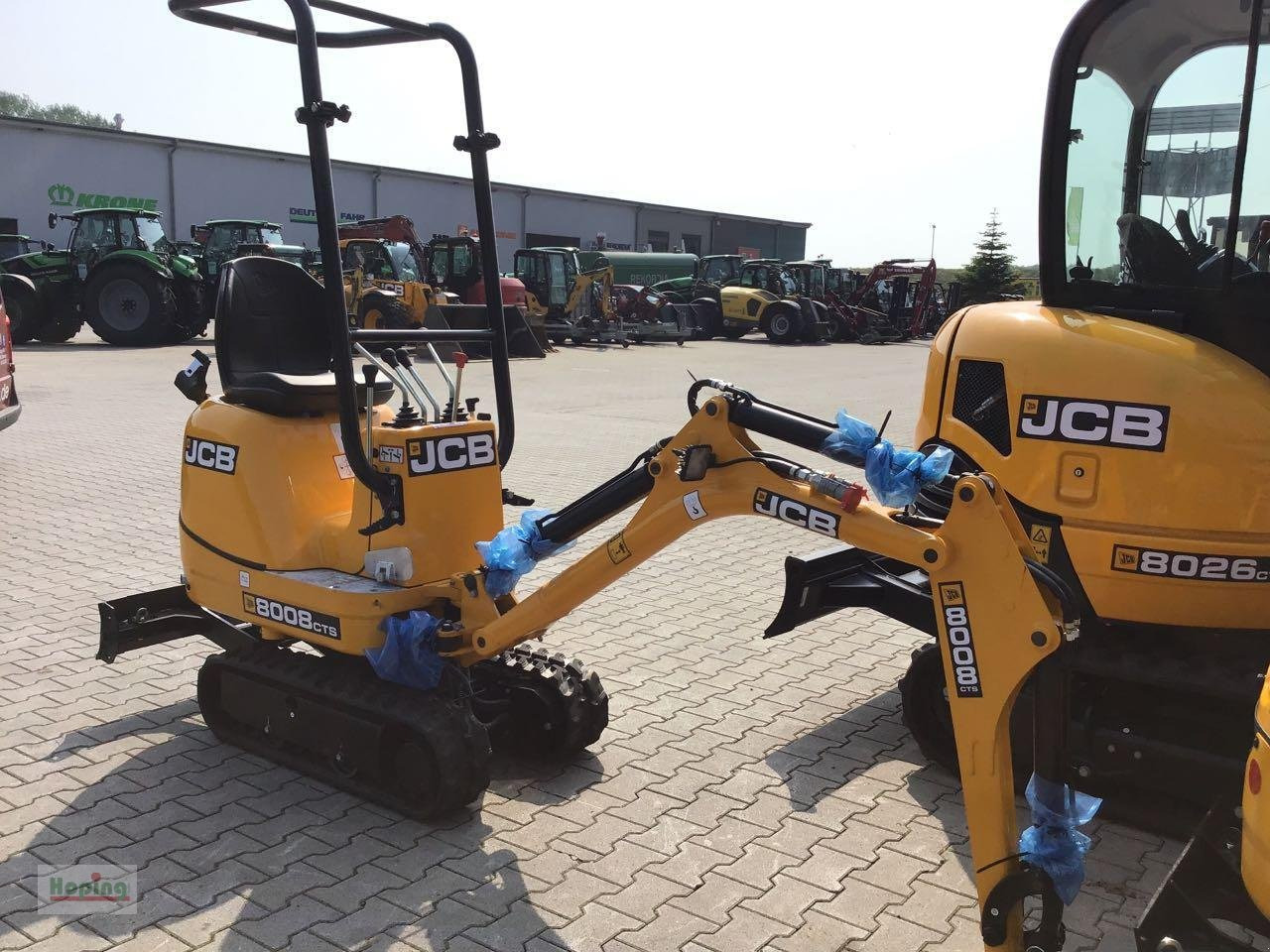 JCB 8008 CTS - Minigrävmaskin: bild 1 JCB 8008 CTS - Minigrävmaskin: bild 1