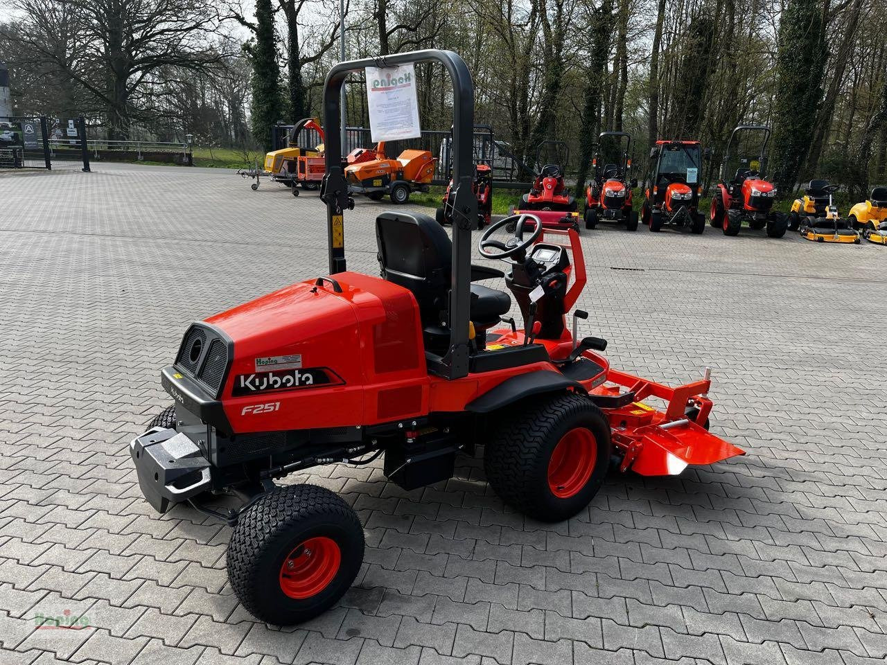 Kubota F 251 AWD - Gräsklippare: bild 4 Kubota F 251 AWD - Gräsklippare: bild 4