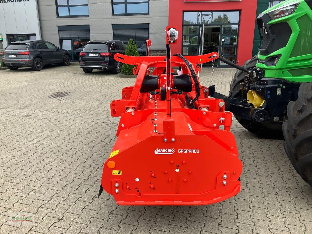 Maschio Butterfly-Mulcher Delta 830 und Front-Mulcher Bufalo 280 - Slagklippare/ Slagslåtter: bild 2 Maschio Butterfly-Mulcher Delta 830 und Front-Mulcher Bufalo 280 - Slagklippare/ Slagslåtter: bild 2