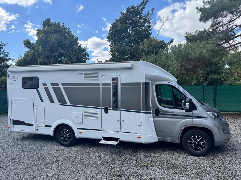 CARADO T447 PRO+ , camera, radio, awning, bike holder, LPG, ALU - Halvintegrerad husbil: bild 1 CARADO T447 PRO+ , camera, radio, awning, bike holder, LPG, ALU - Halvintegrerad husbil: bild 1