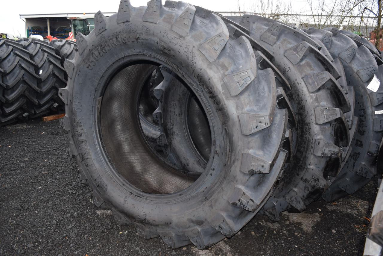 650/65R38 *GRI* - Däck: bild 1 650/65R38 *GRI* - Däck: bild 1