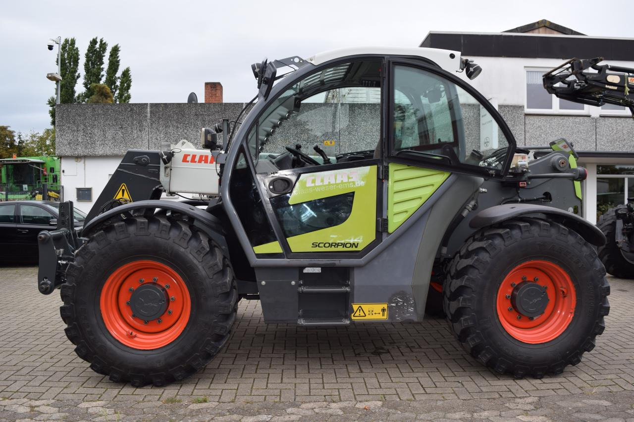 CLAAS SCORPION 7044 - Teleskoplastar: bild 3 CLAAS SCORPION 7044 - Teleskoplastar: bild 3