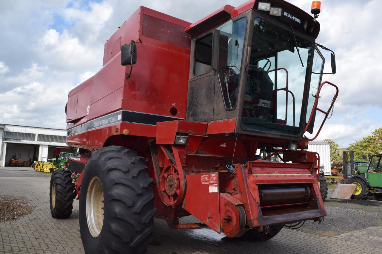 Case-IH 1680 Axial - Skördetröska: bild 2 Case-IH 1680 Axial - Skördetröska: bild 2