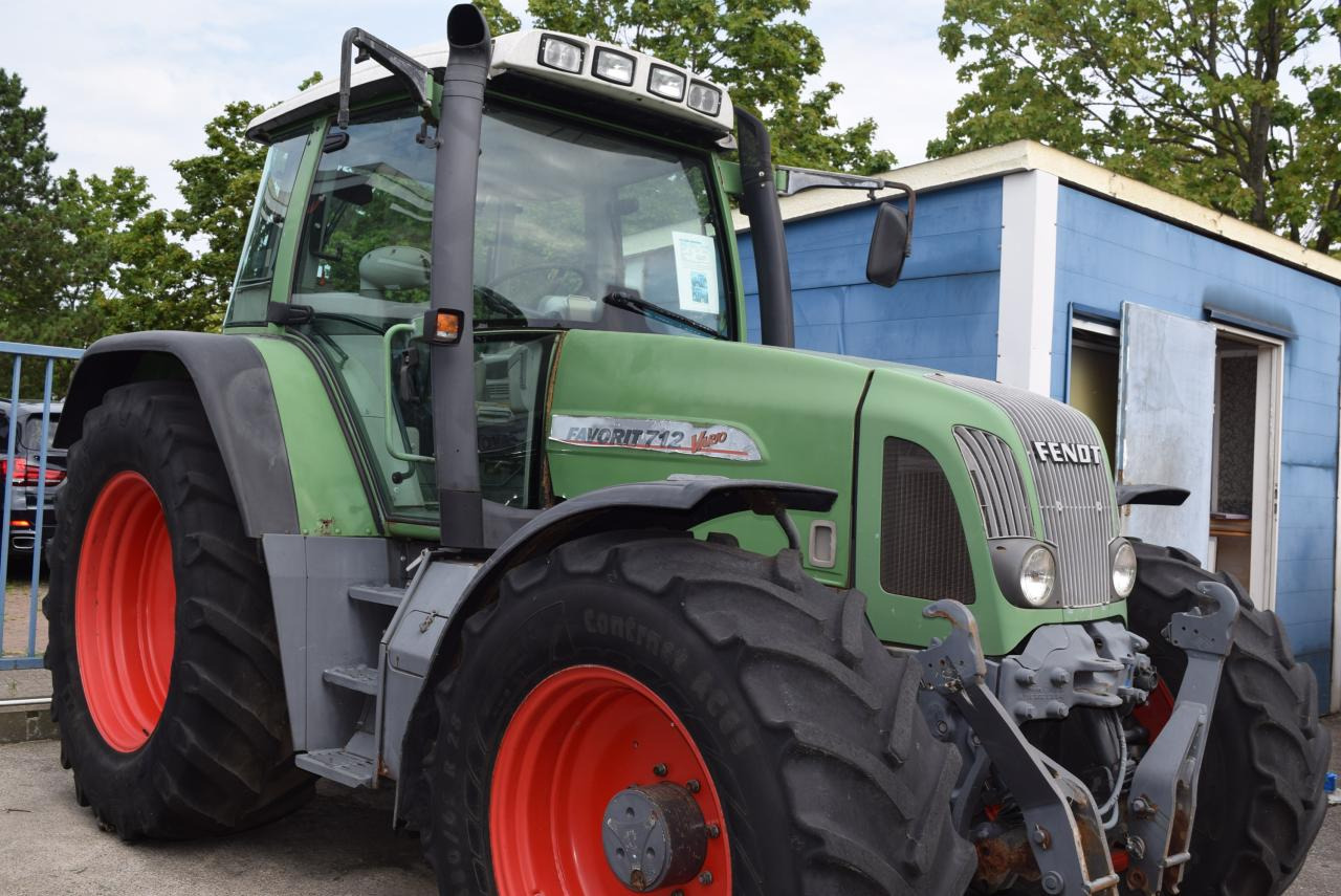 Fendt 712 Vario - Traktor: bild 2 Fendt 712 Vario - Traktor: bild 2