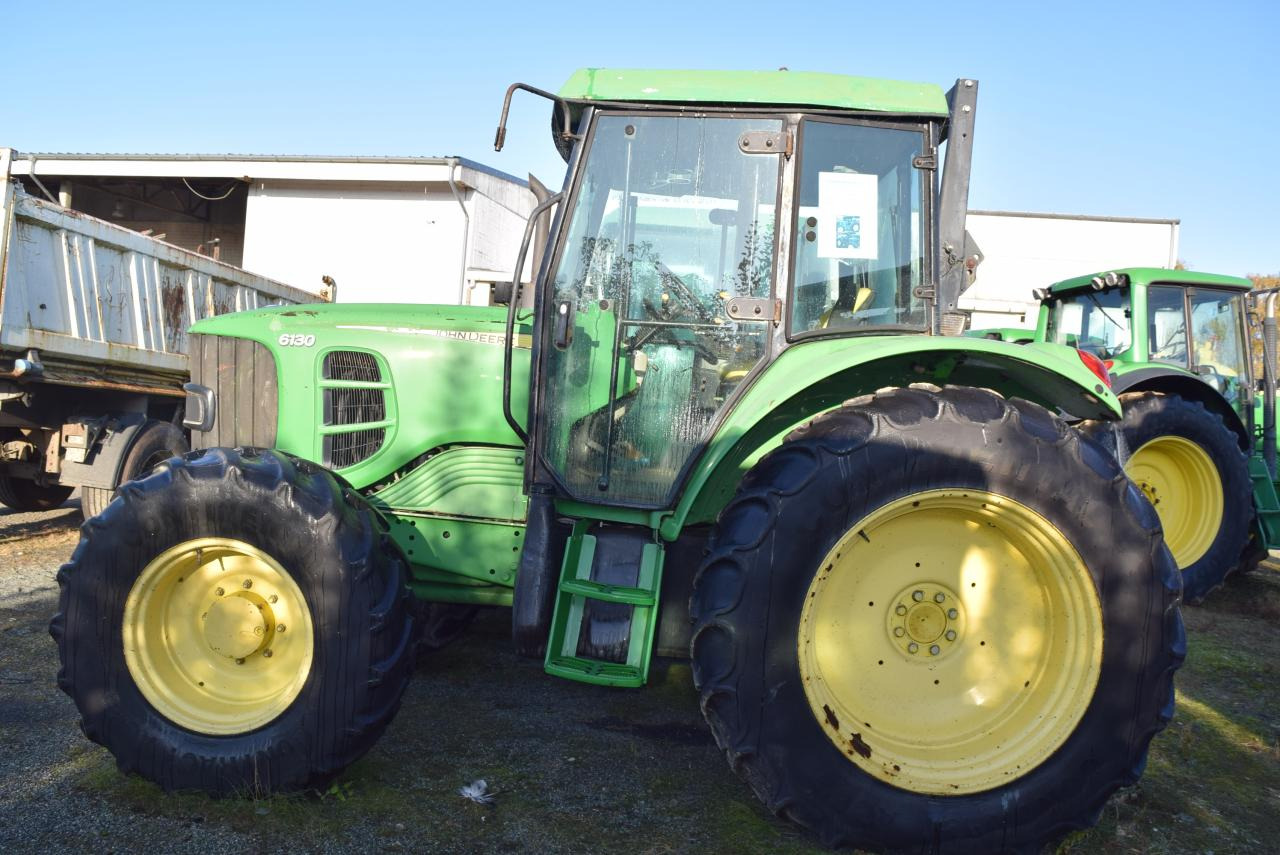 John Deere 6130 - Traktor: bild 1 John Deere 6130 - Traktor: bild 1