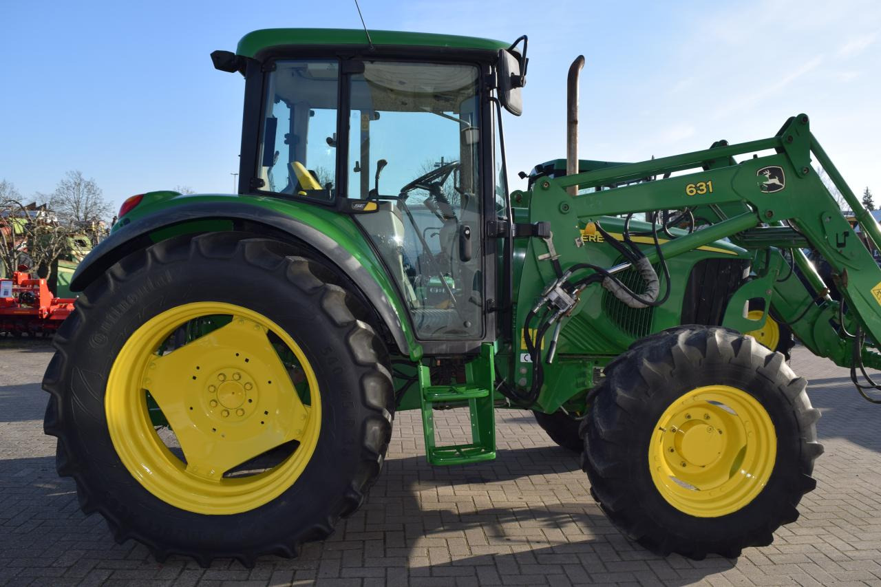 John Deere 6220 - Traktor: bild 2 John Deere 6220 - Traktor: bild 2