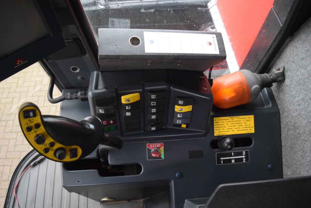 Leasa Massey Ferguson MF 7256 *4x4* Massey Ferguson MF 7256 *4x4*: bild 7