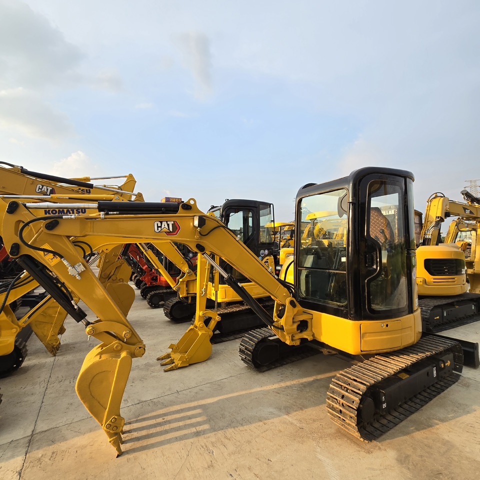 CATERPILLAR 303.5E2 - Minigrävmaskin: bild 2 CATERPILLAR 303.5E2 - Minigrävmaskin: bild 2