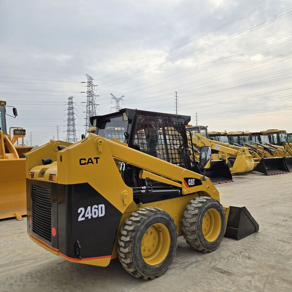 Caterpillar 246D - Kompaktlastare/ Slirstyrda lastare: bild 5 Caterpillar 246D - Kompaktlastare/ Slirstyrda lastare: bild 5