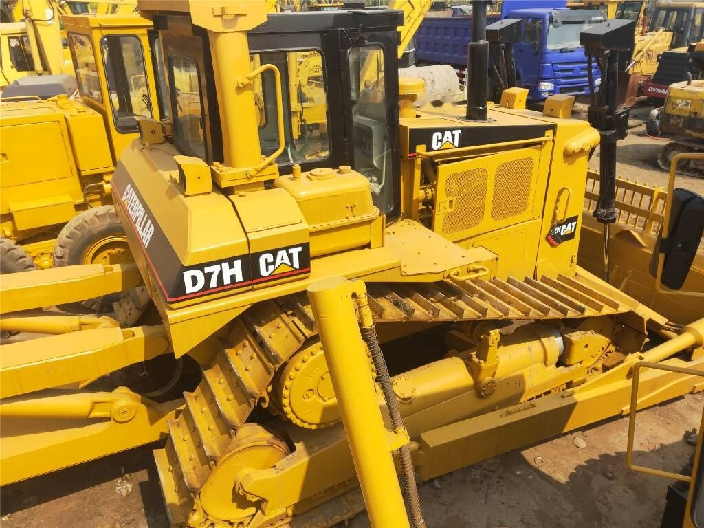 Caterpillar D7H - Bulldozer: bild 1 Caterpillar D7H - Bulldozer: bild 1