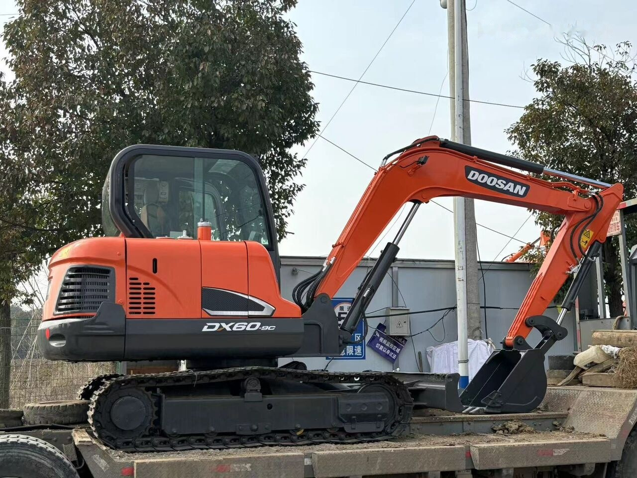 Doosan DX60 - Minigrävmaskin: bild 5 Doosan DX60 - Minigrävmaskin: bild 5