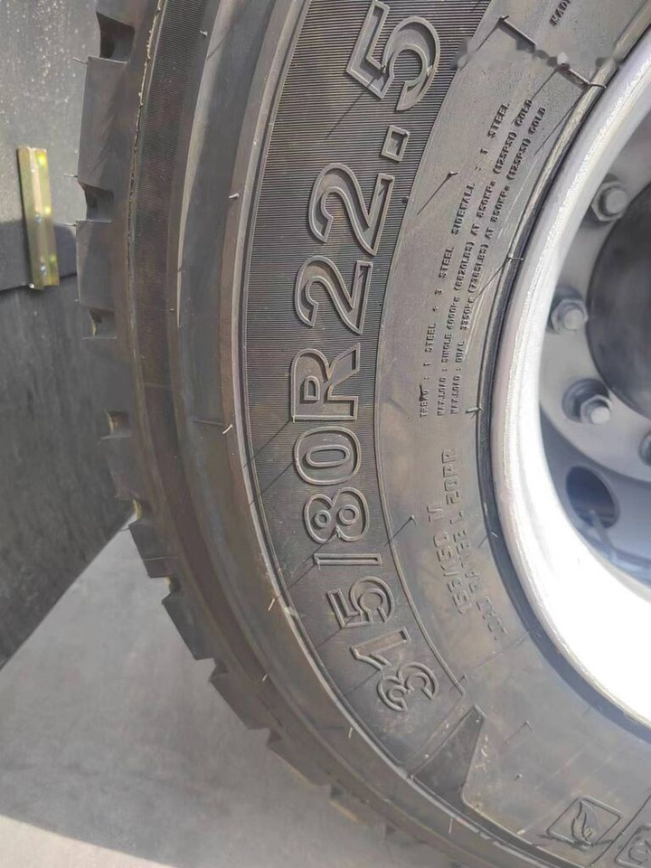 Sinotruk Howo - Dragbil: bild 1 Sinotruk Howo - Dragbil: bild 1