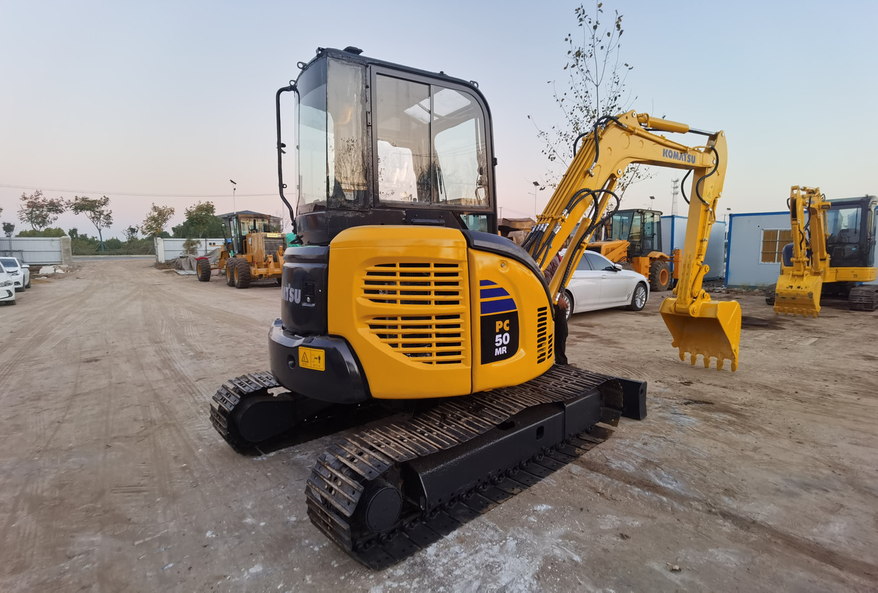 KOMATSU PC50MR - Minigrävmaskin: bild 1 KOMATSU PC50MR - Minigrävmaskin: bild 1