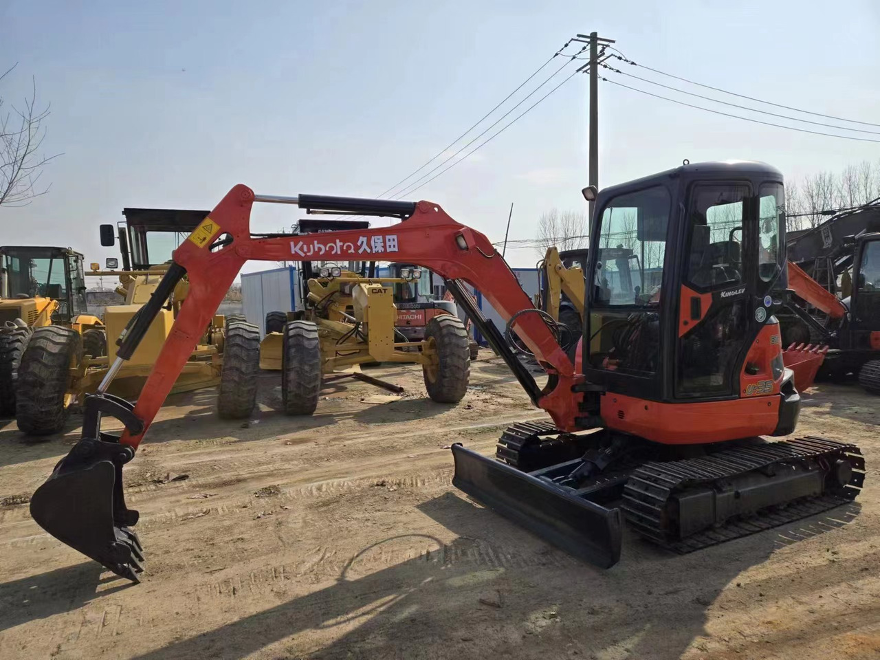 KUBOTA U35 - Minigrävmaskin: bild 1 KUBOTA U35 - Minigrävmaskin: bild 1