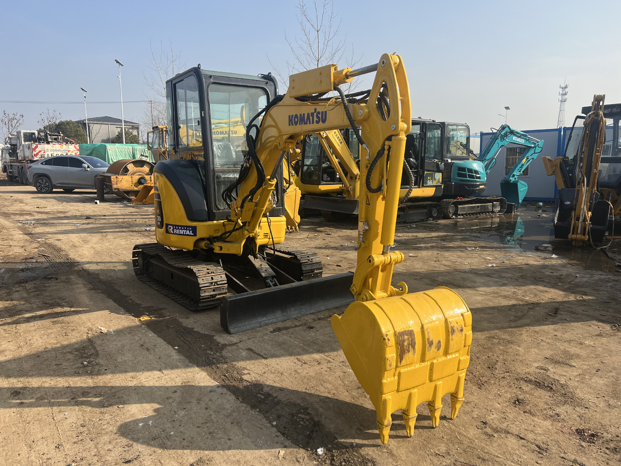 Komatsu PC30MR - Minigrävmaskin: bild 1 Komatsu PC30MR - Minigrävmaskin: bild 1