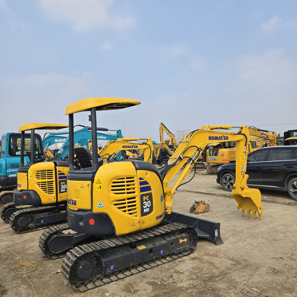 Komatsu PC30MR - Minigrävmaskin: bild 2 Komatsu PC30MR - Minigrävmaskin: bild 2