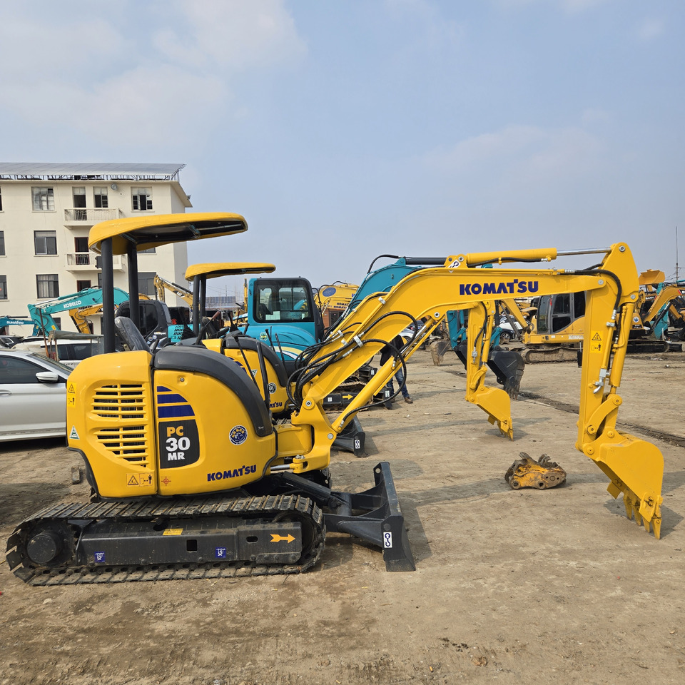 Komatsu PC30MR - Minigrävmaskin: bild 1 Komatsu PC30MR - Minigrävmaskin: bild 1