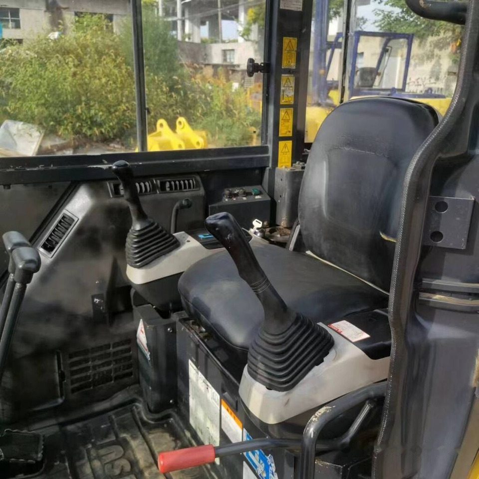 Komatsu PC50MR - Minigrävmaskin: bild 2 Komatsu PC50MR - Minigrävmaskin: bild 2