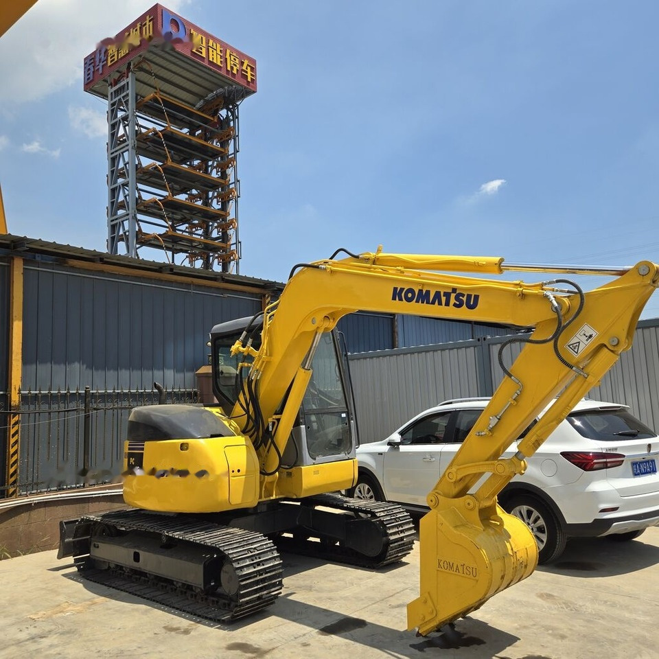 Komatsu PC78US - Minigrävmaskin: bild 1 Komatsu PC78US - Minigrävmaskin: bild 1
