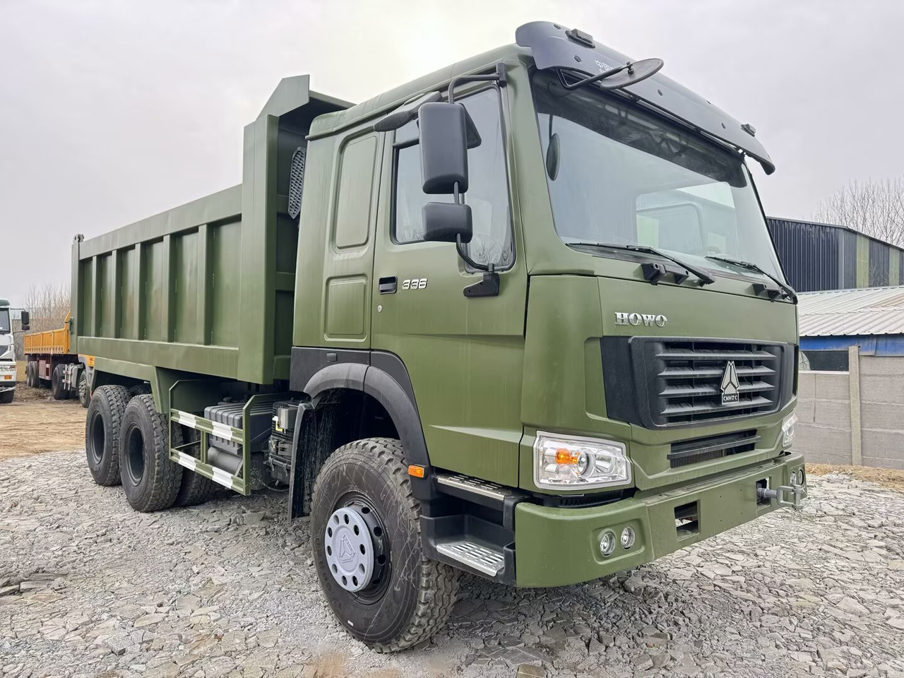 SINOTRUK HOWO - Tippbil lastbil: bild 2 SINOTRUK HOWO - Tippbil lastbil: bild 2