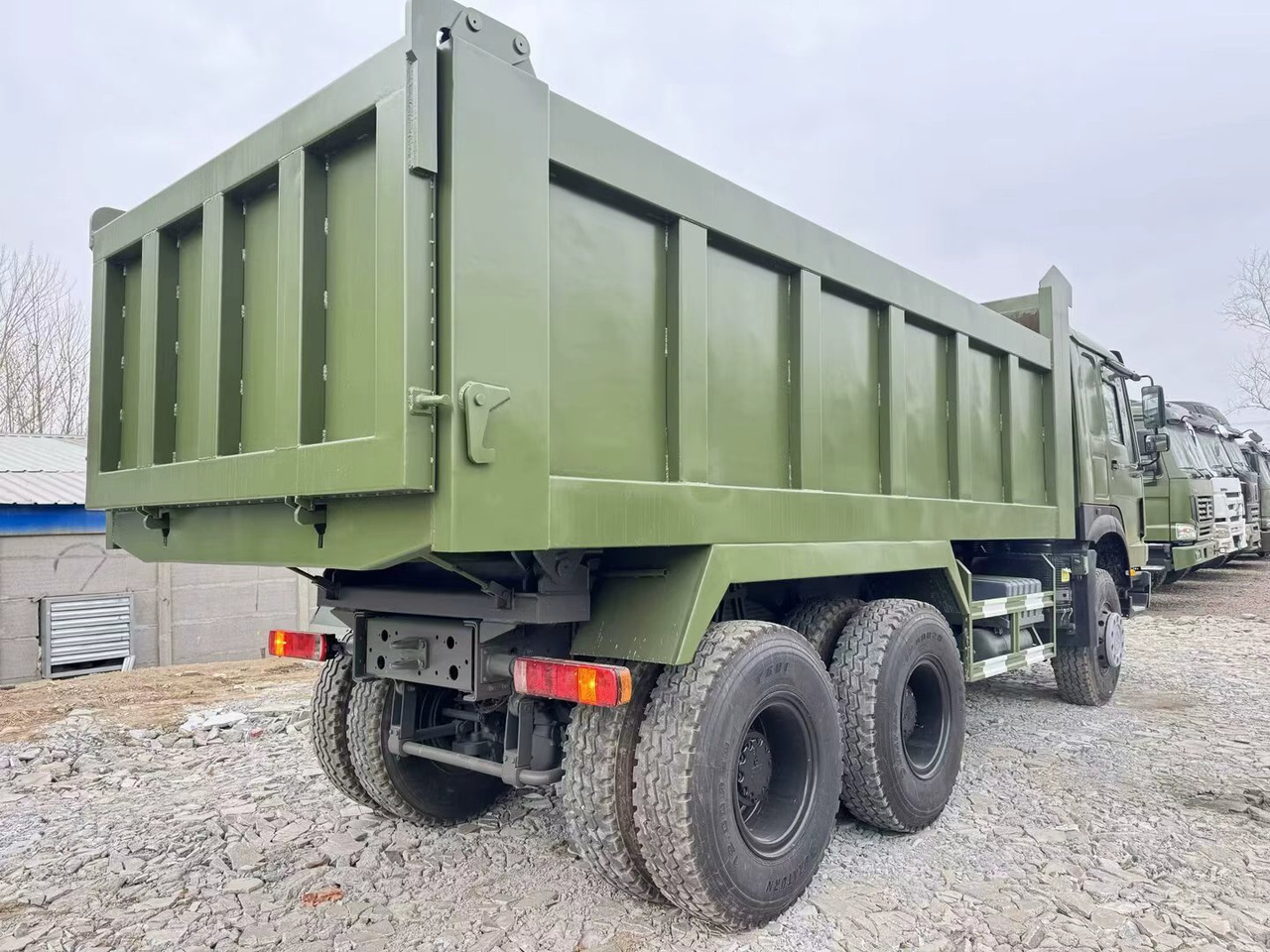 SINOTRUK HOWO - Tippbil lastbil: bild 5 SINOTRUK HOWO - Tippbil lastbil: bild 5