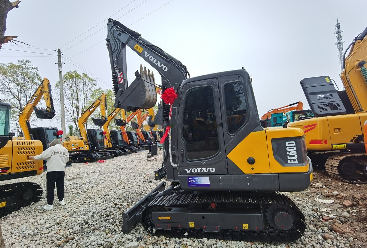 Minigrävmaskin Volvo EC60D: bild 9