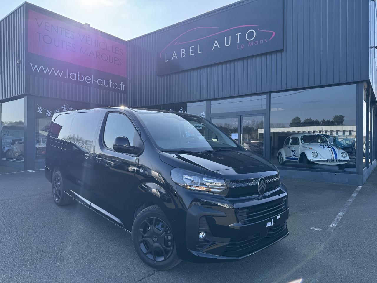 Citroen Jumpy 2 PLACES XL 2.0 BLUEHDI 180CH S&S PACK PREMIUM CONNECT EAT8 - Skåpbil: bild 1 Citroen Jumpy 2 PLACES XL 2.0 BLUEHDI 180CH S&S PACK PREMIUM CONNECT EAT8 - Skåpbil: bild 1