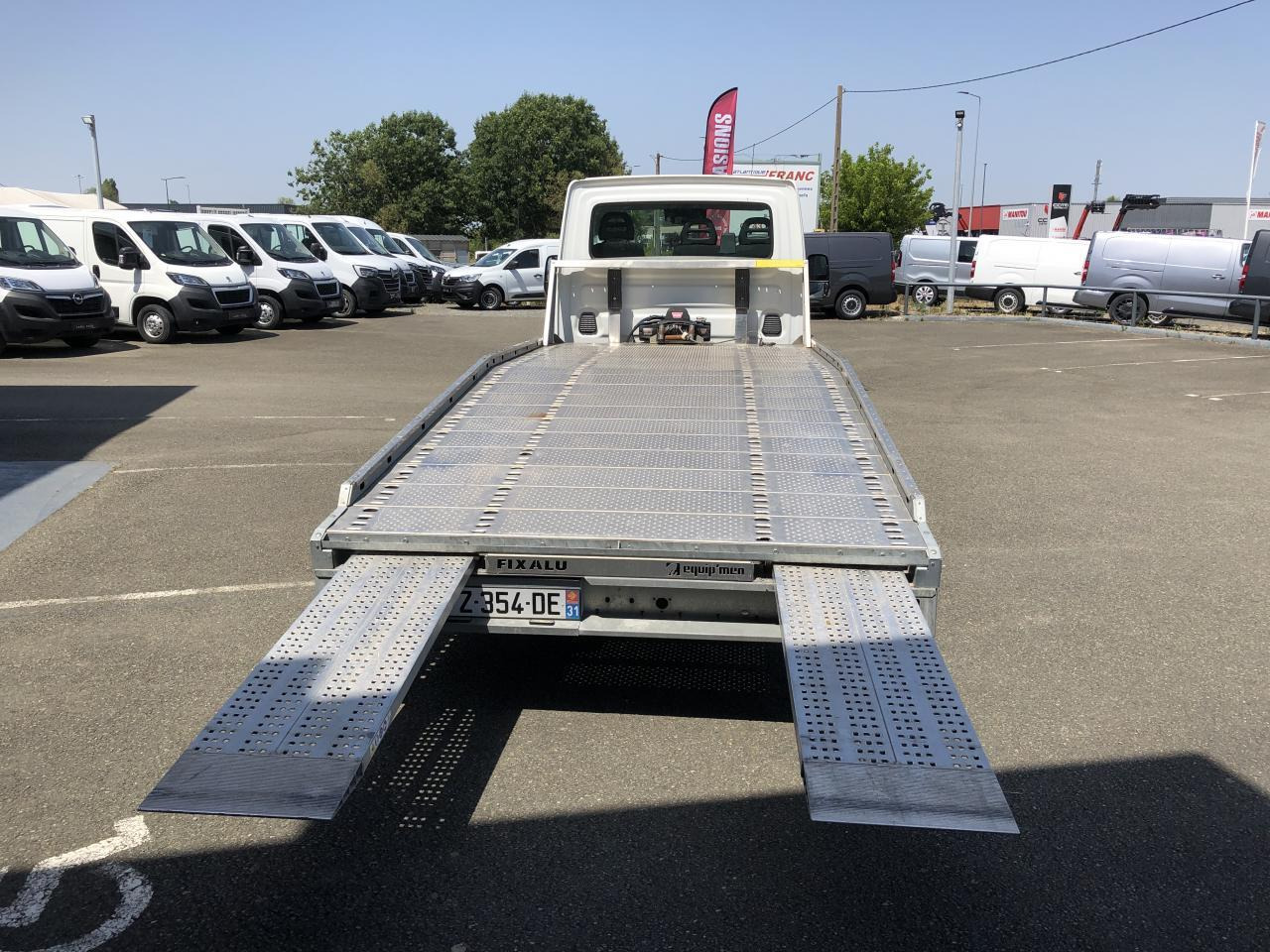 Iveco Daily IVECO PORTE VOITURE DEPANNEUSE 35 S 16 3L0 160 CH EMPATTEMENT 4100 PLATEAU FIX ALU EQUIP M - Biltransportbil lastbil: bild 3 Iveco Daily IVECO PORTE VOITURE DEPANNEUSE 35 S 16 3L0 160 CH EMPATTEMENT 4100 PLATEAU FIX ALU EQUIP M - Biltransportbil lastbil: bild 3