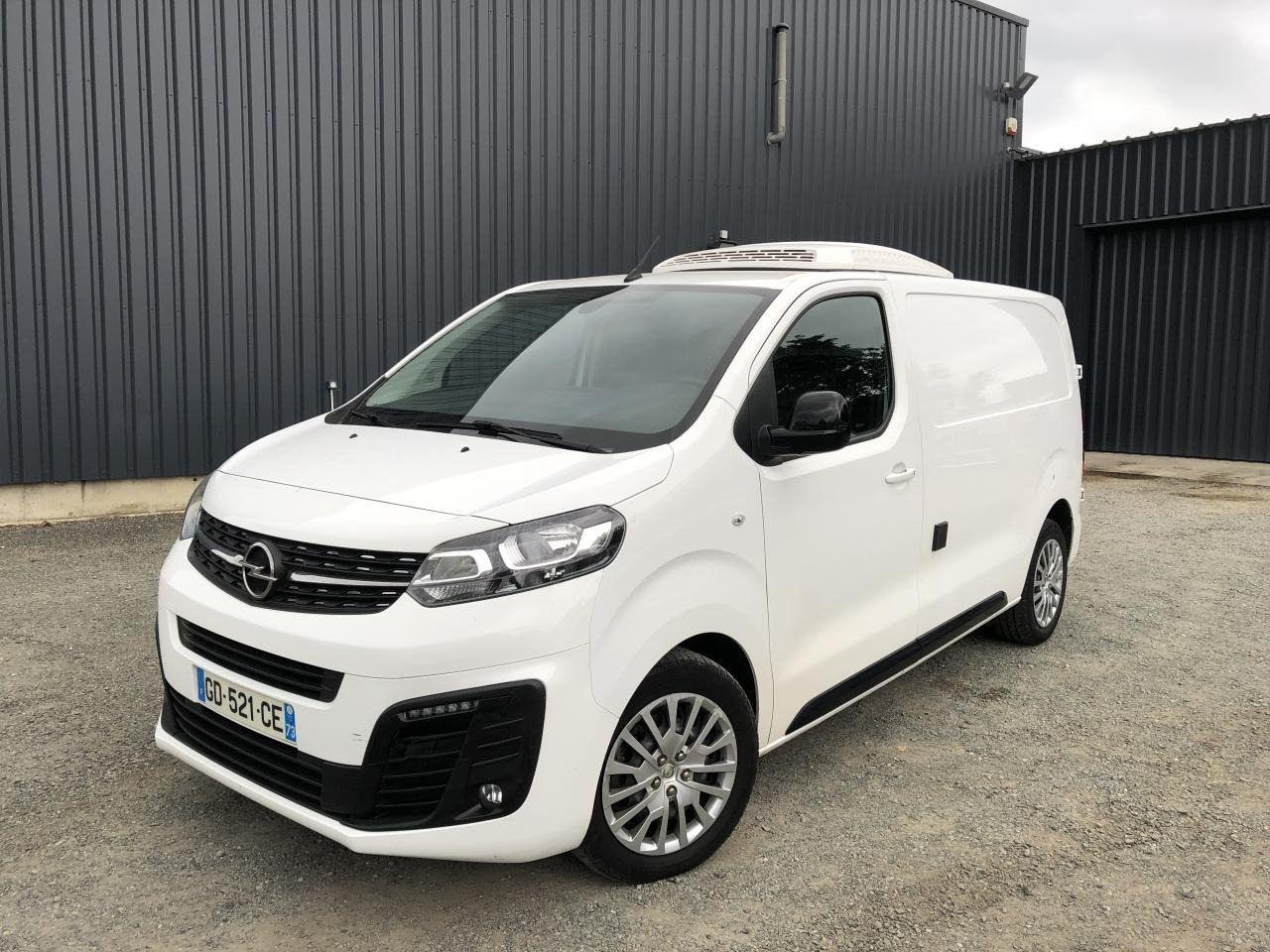 OPEL VIVARO 2.0 D 145CH FRIGORIFIQUE POSITIF THERMOKING - Kylbil: bild 1 OPEL VIVARO 2.0 D 145CH FRIGORIFIQUE POSITIF THERMOKING - Kylbil: bild 1
