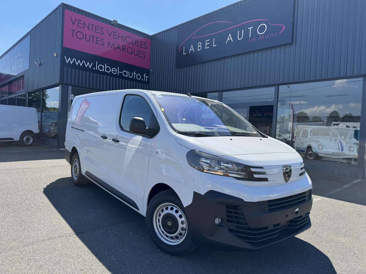 Peugeot Expert XL 2.0 BlueHDi - 145 III FOURGON Fourgon PHASE 2 - Skåpbil: bild 1 Peugeot Expert XL 2.0 BlueHDi - 145 III FOURGON Fourgon PHASE 2 - Skåpbil: bild 1