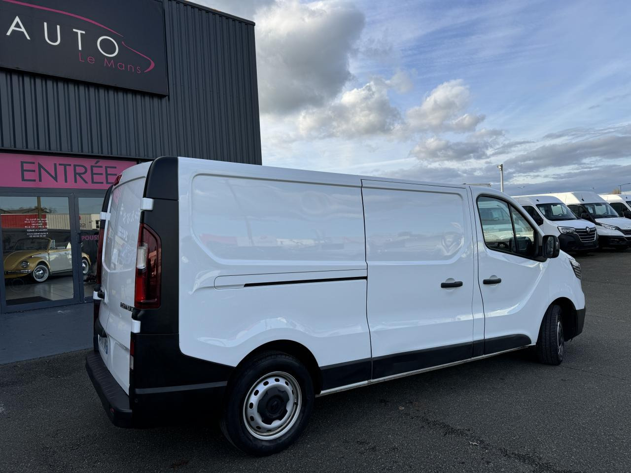 RENAULT Trafic L2H1 3000 Kg 2.0 Blue dCi - 130 III FOURGON Fourgon Grand Confort L2H1 PHASE 3 - Skåpbil: bild 5 RENAULT Trafic L2H1 3000 Kg 2.0 Blue dCi - 130 III FOURGON Fourgon Grand Confort L2H1 PHASE 3 - Skåpbil: bild 5