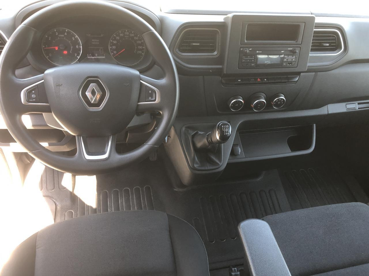 Renault Master F3300 L2H2 2.3 DCI 135CH CABINE APPROFONDIE CONFORT 7 PLACES - Dubbelhytt transportbil: bild 3 Renault Master F3300 L2H2 2.3 DCI 135CH CABINE APPROFONDIE CONFORT 7 PLACES - Dubbelhytt transportbil: bild 3