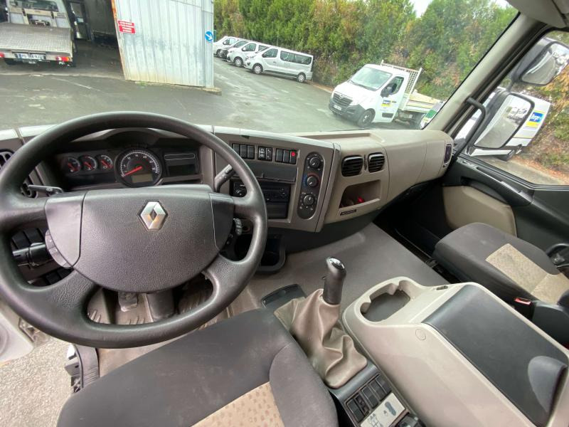RENAULT PREMIUM 320 CV FOURGON - Lastbil med skåp: bild 5 RENAULT PREMIUM 320 CV FOURGON - Lastbil med skåp: bild 5