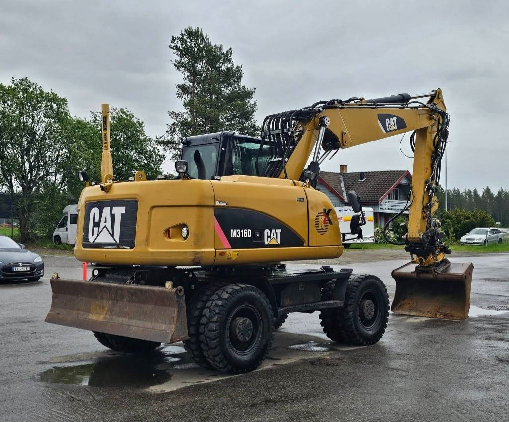 CAT M 316 D - Grävmaskin på däck: bild 4 CAT M 316 D - Grävmaskin på däck: bild 4